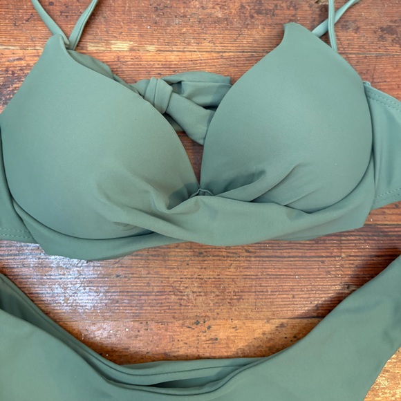 NWOT- Sage Green Push-up Twist Top Bikini Set, Small - Picture 3 of 6